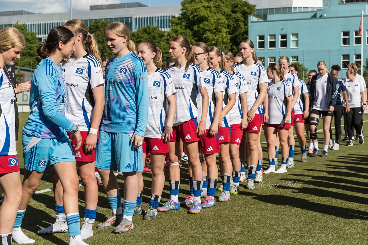 Bild 122 - wBJ Lotto Pokal Finale  Eimsbuetteler TV - Hamburger SV : Ergebnis: 0:3